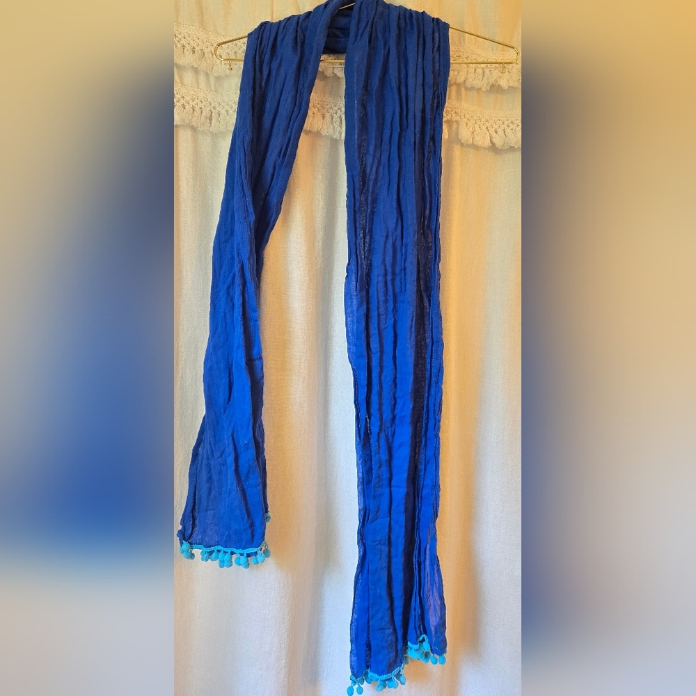 🔮 Old Navy Blue Scarf with Tassels